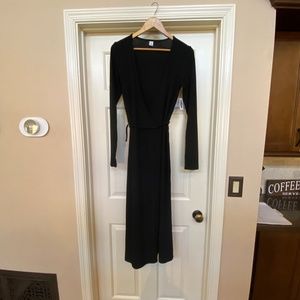 Black wrap dress. Old Navy